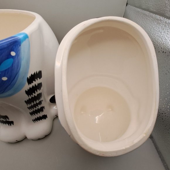 Coco Dowley Smiling Cat Cookie Jar Fish Bib Kerchief White Tabby Kitty 12" High - Picture 15 of 16